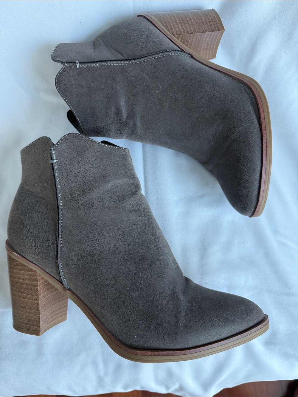 MIA Gray Pointed Toe Ankle Booties 3” heel, Size 9 - Picture 2 of 5